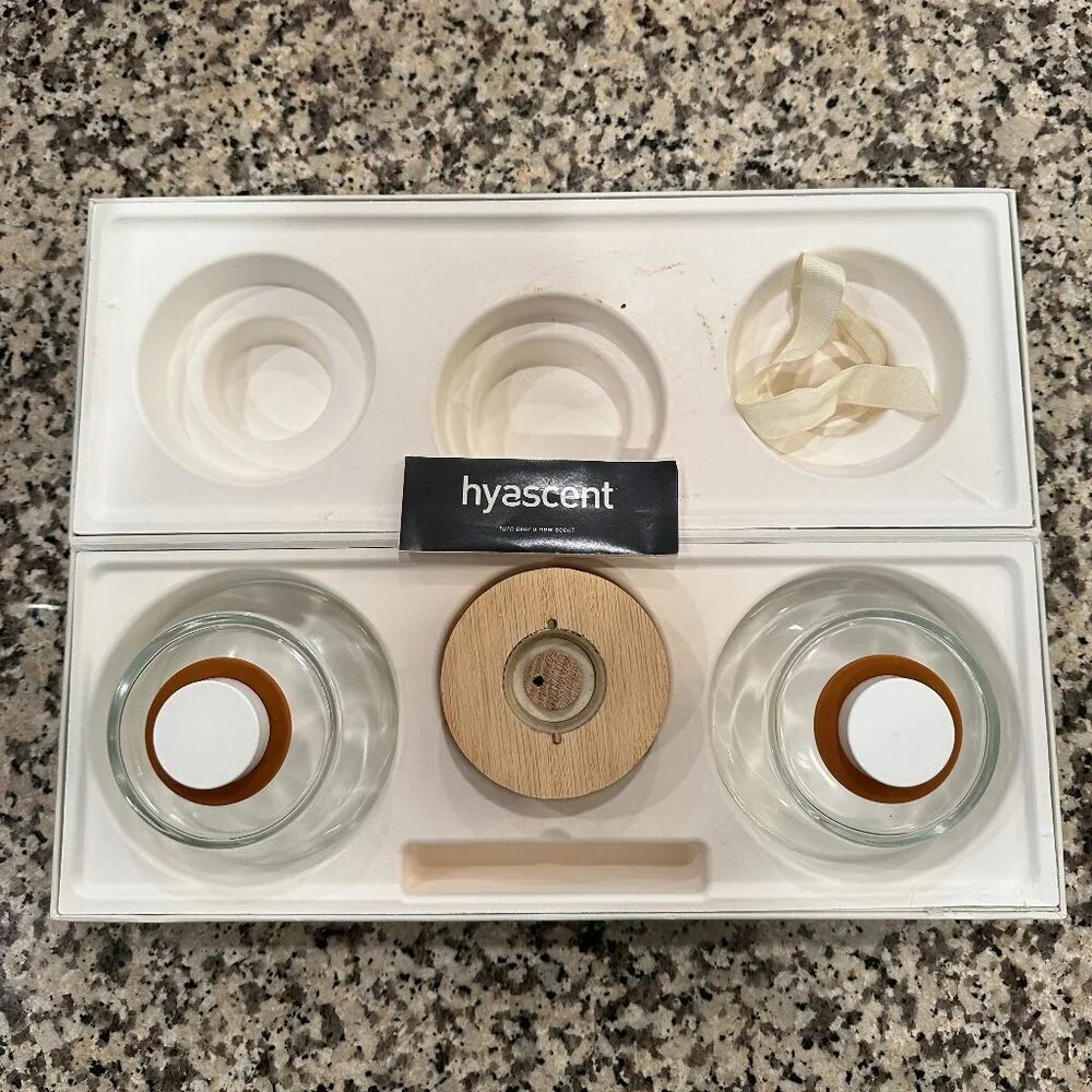 Luxury Hyascent Sculptural Diffuser Vessel — Ready for Refill Oil